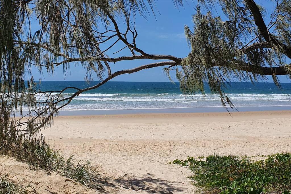 Your Place. Enjoy The Beach Retreat Apartment Rainbow Beach Exterior photo